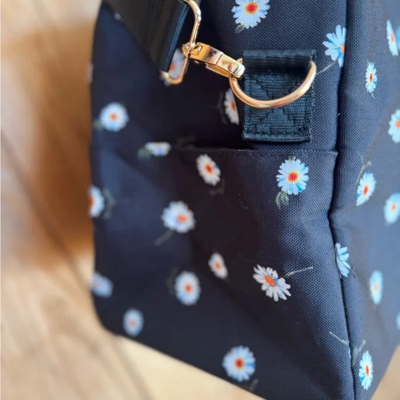 Alice and Olivia Daisy Print Duffel Tote Bag Black - Picture 10 of 13